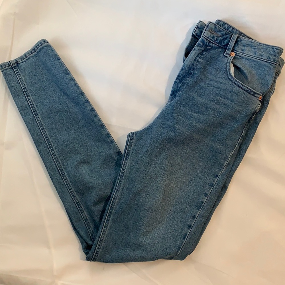 ASOS slim High-Rise jeans Size 28” Inside Leg 34”
